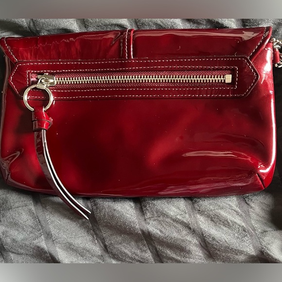Coach large red wristlet - Picture 2 of 5